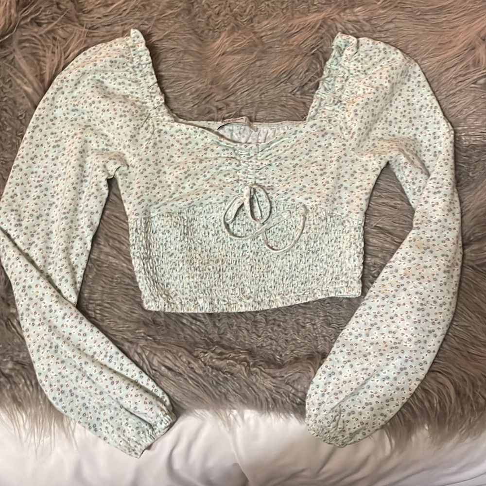 Arizona Jean CO Smocked Flower Crop in XS